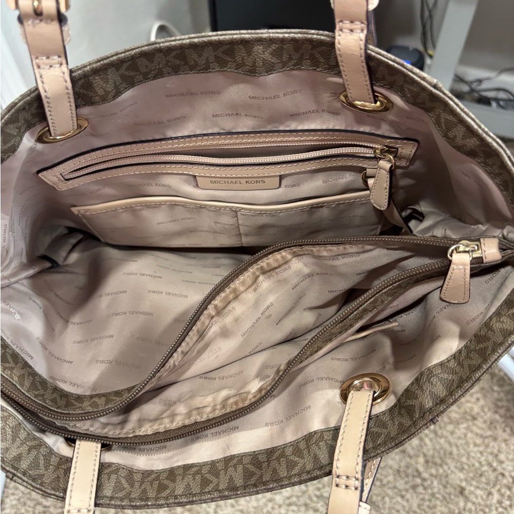 Michael Kors Tan Tote Bag with Spacious Interior